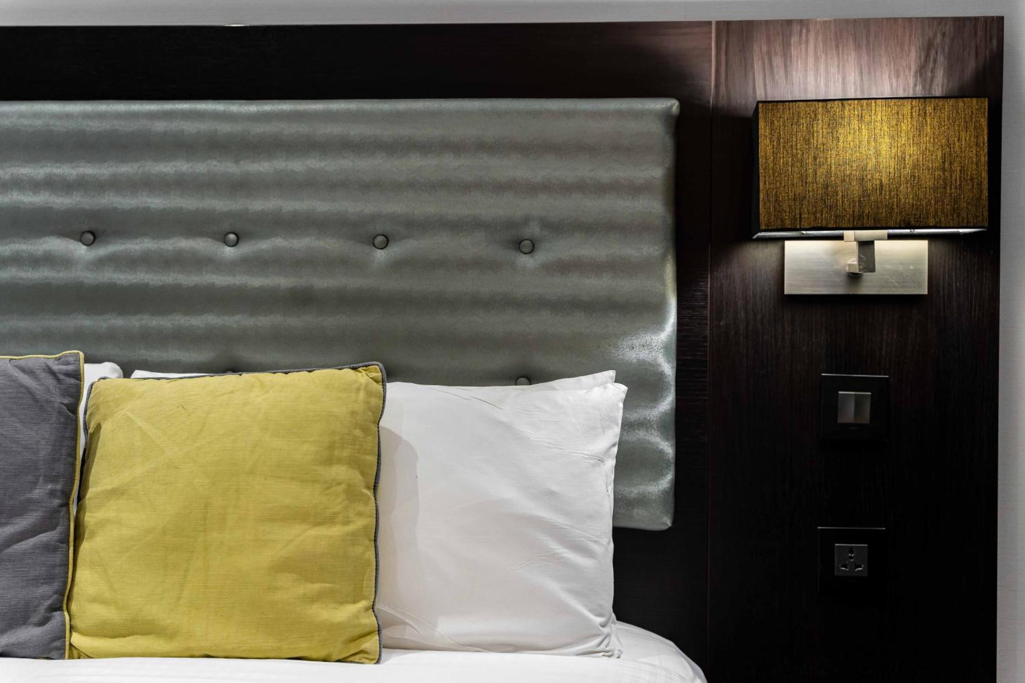 The W14 Kensington Otel Londra Dış mekan fotoğraf