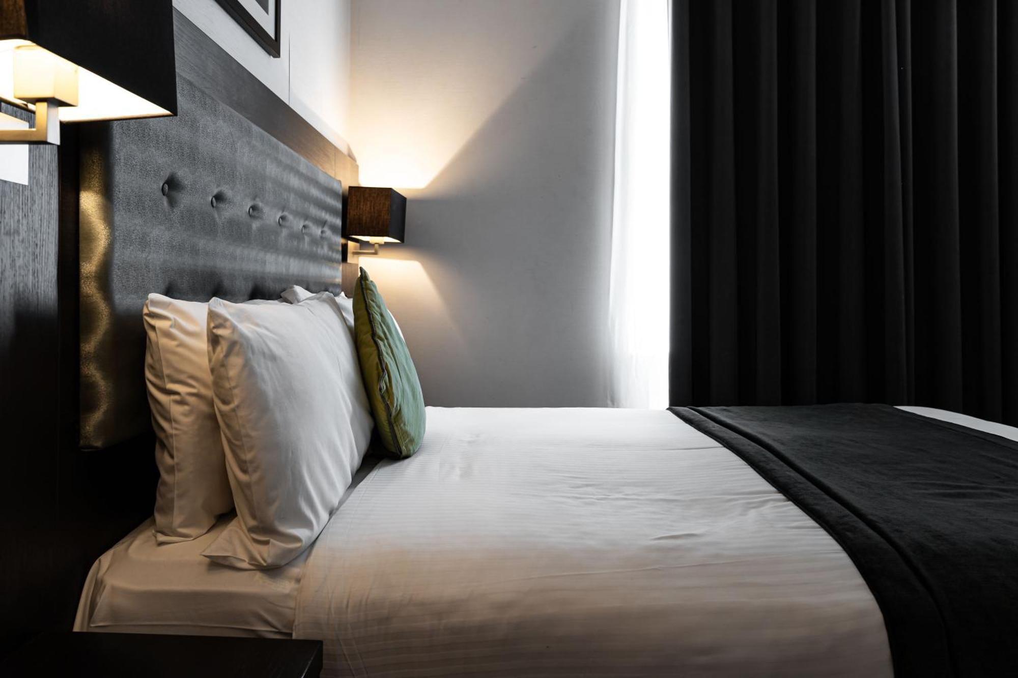 The W14 Kensington Otel Londra Dış mekan fotoğraf
