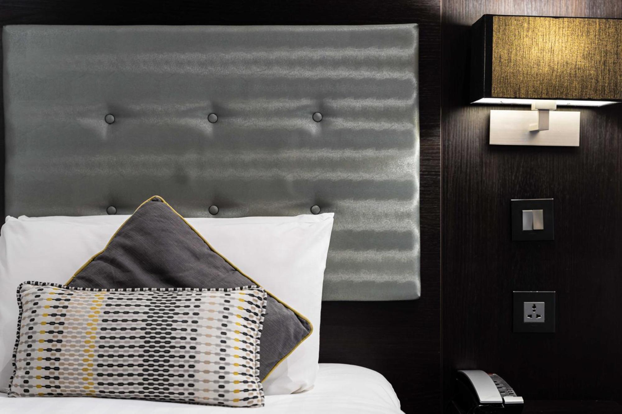 The W14 Kensington Otel Londra Dış mekan fotoğraf