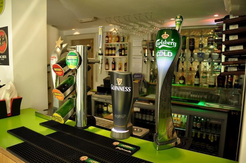 The W14 Kensington Otel Londra Dış mekan fotoğraf